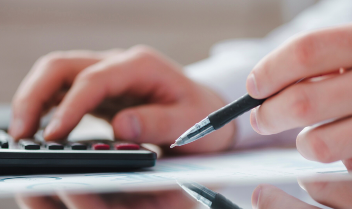 13-я зарплата: кому она полагается и как её рассчитывают | Когда работодатель обязан выплатить "13-ю": права сотрудников