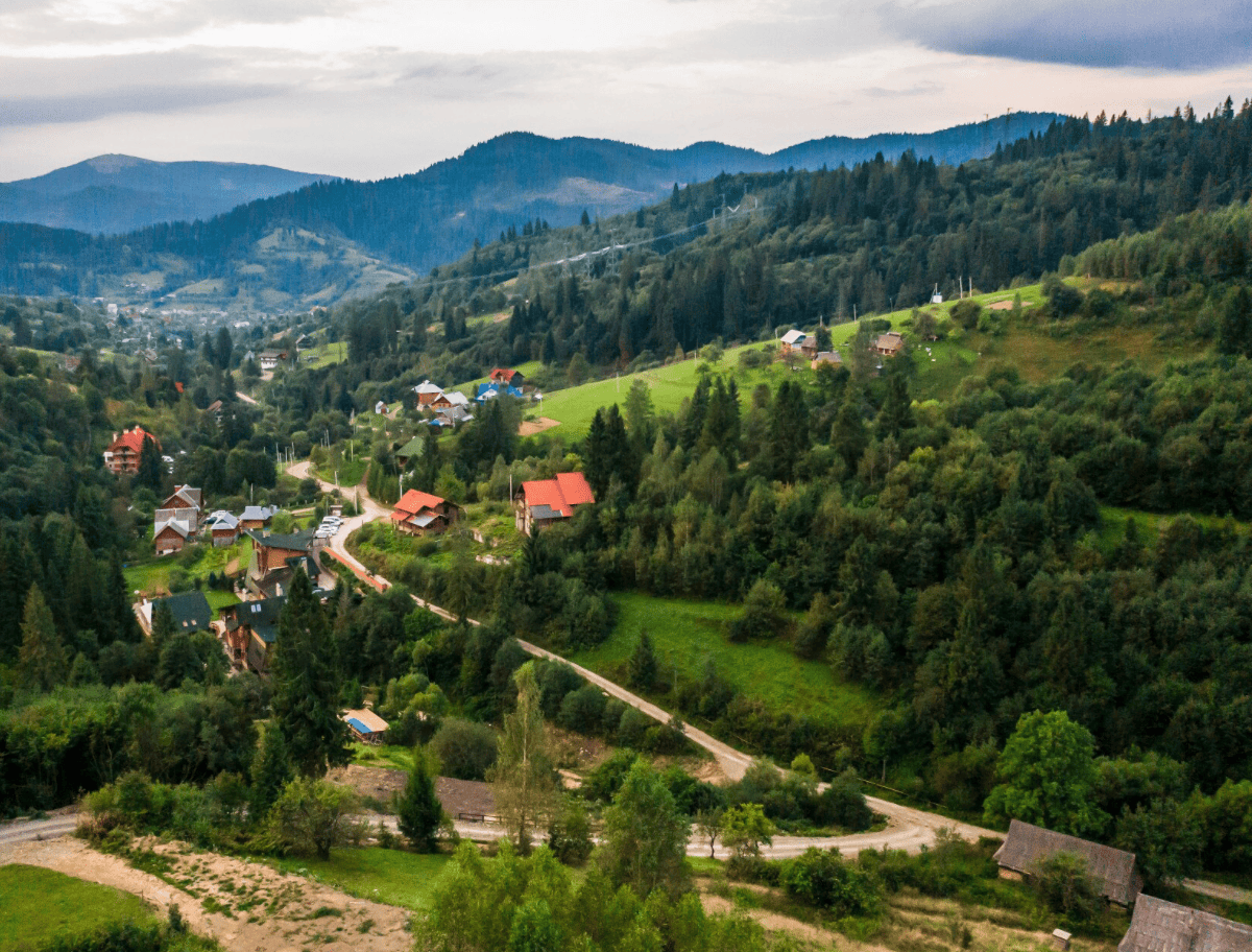 Абхазия: почему "Страна души" стала дорогой — цены на страховку, еду и жилье