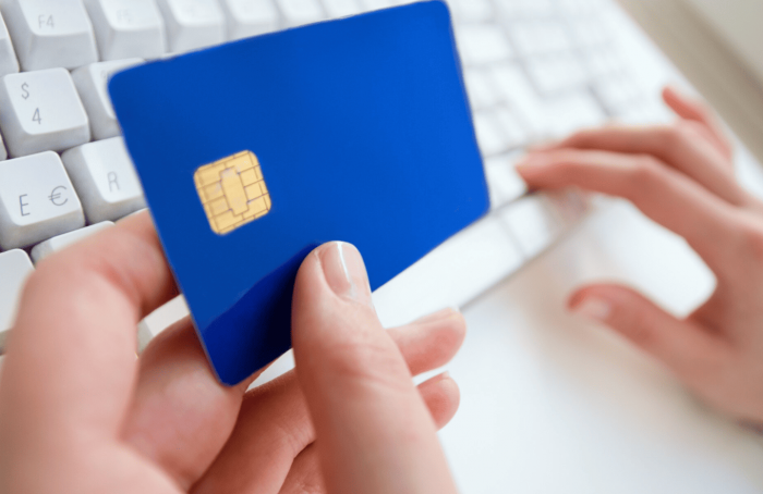 Полный кешбэк не для всех: что обещает Яндекс после технических проблем | Яндекс Пэй и новогодний кешбэк: реакция на массовые жалобы клиентов